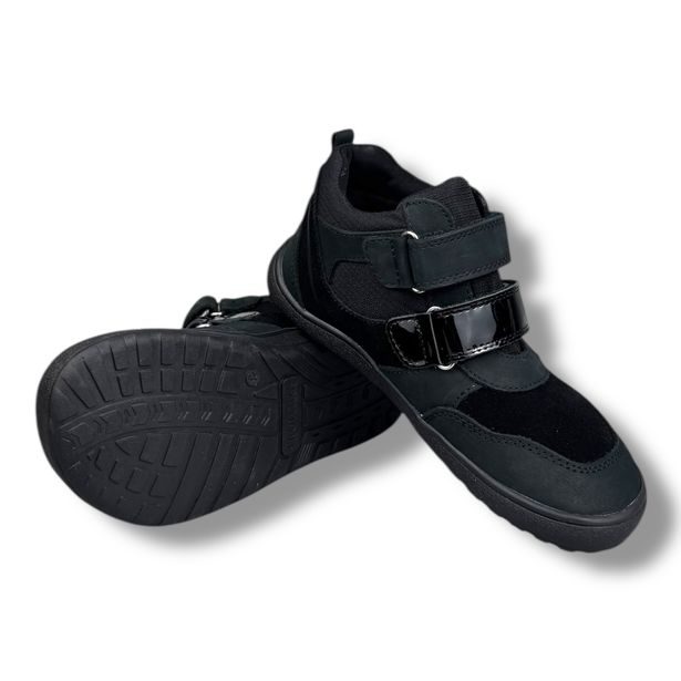 Dětská BAREFOOT celoroční kotníková obuv s membránou Protetika - Černé