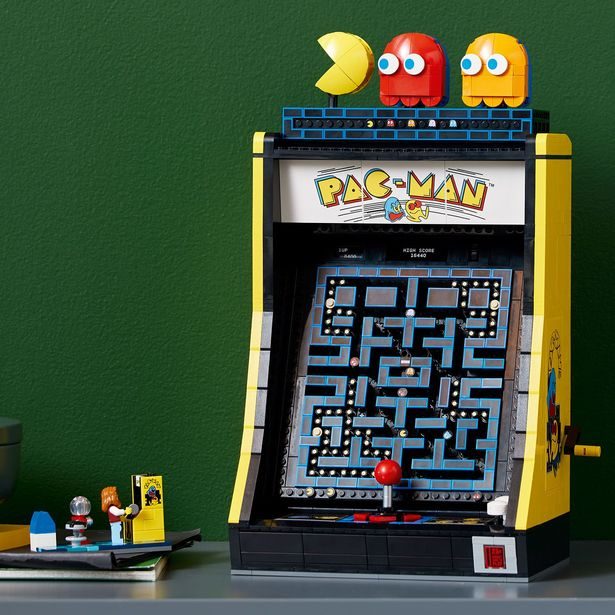 Arkádový automat PAC-MAN