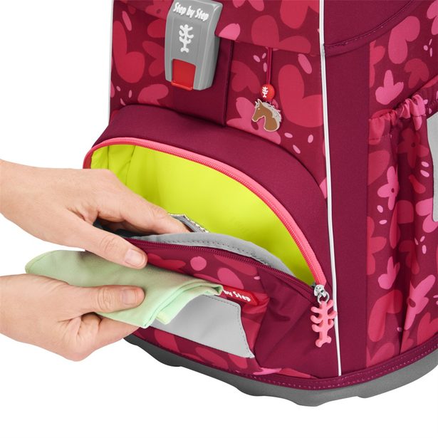 Školní aktovka Step by Step GIANT, Wild Horse Nora - 5 dílný set, AGR certifikát