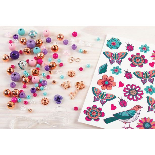 Náramky a tetování, květiny