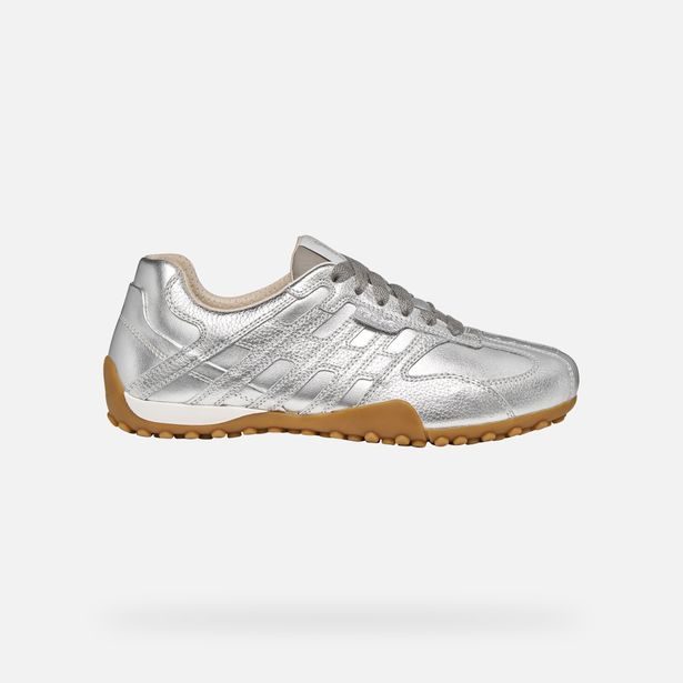 Stříbrné dámské tenisky Geox Snake Original