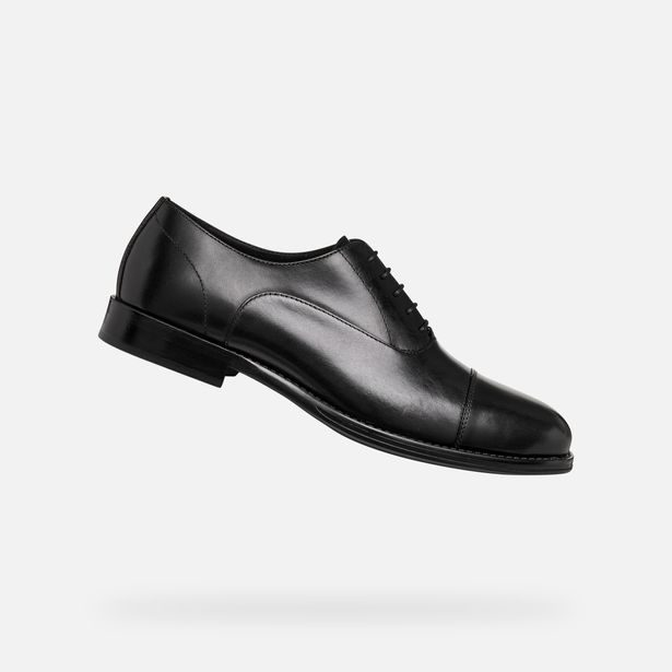 Černá pánská společenská obuv Geox Barberigo