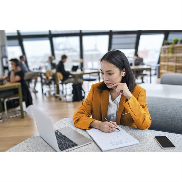 Hama Bluetooth sluchátka Passion Clear II, špunty, ANC/ENC, aplikace, bílá