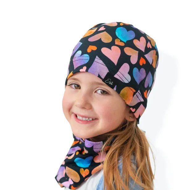ESITO Jarní čepice Barevná srdce - černá