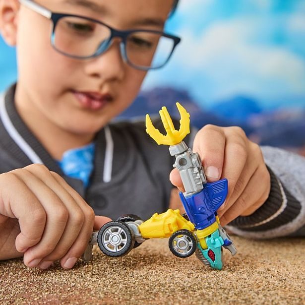 HASBRO - Transformers HASBRO - Transformers Cyberworld, SKY-BYTE