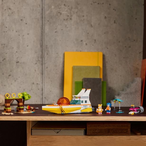 Tails a jeho dobrodružný člun