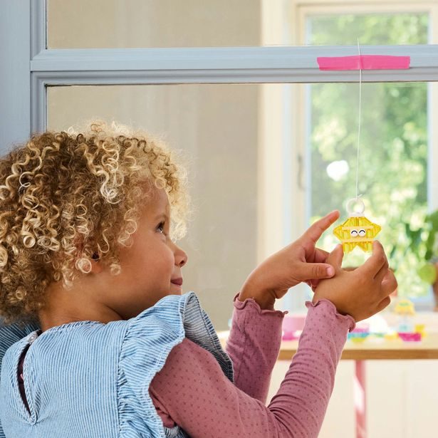 Kouzelná průhledná krabička