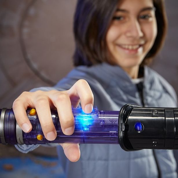 Star Wars Star Wars LS Forge Darksaber meč se světlem a zvukem