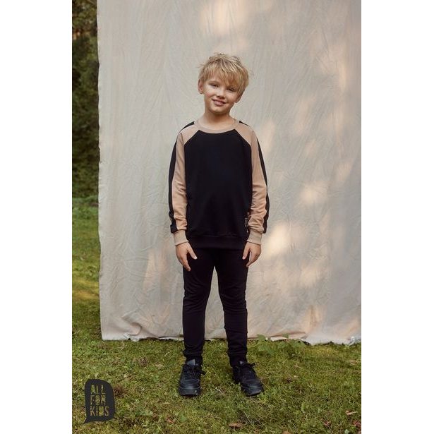 Chlapecké tepláky černé