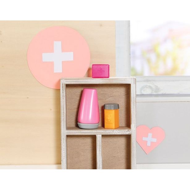 BABY born Sada první pomoci