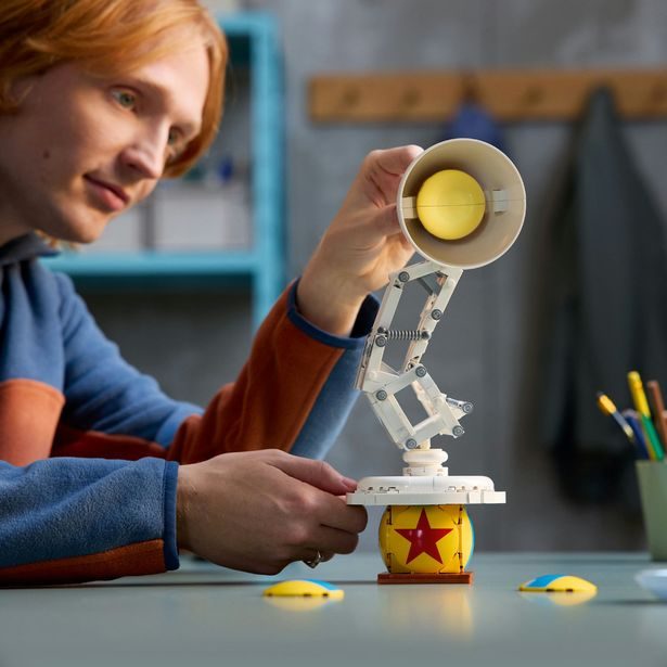 | Disney Pixar Luxo Jr.