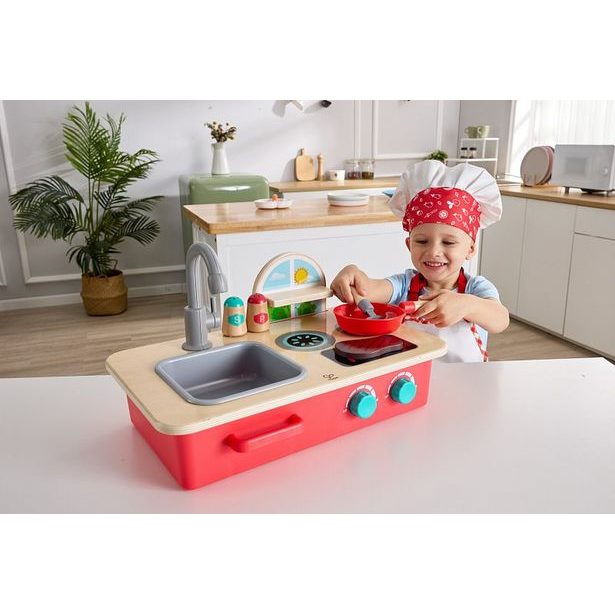 Hape Mini kuchyňka pro malé šéfkuchaře