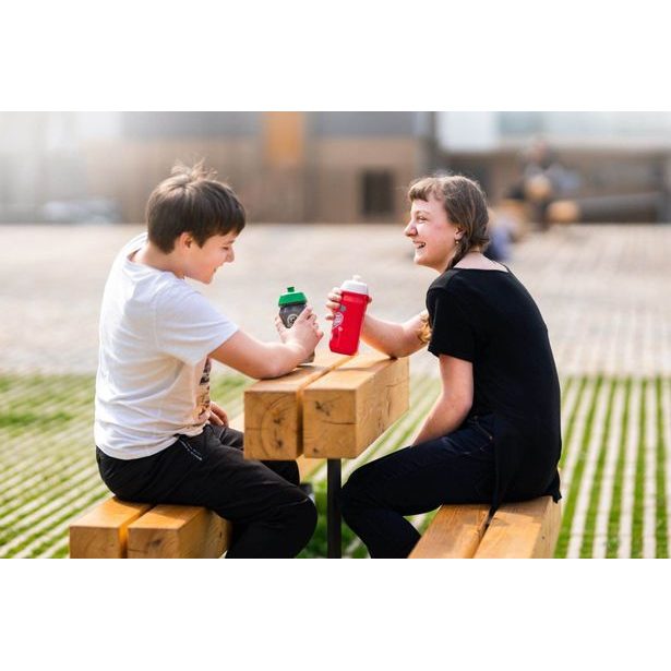 Láhev na pití Srdce Baagl