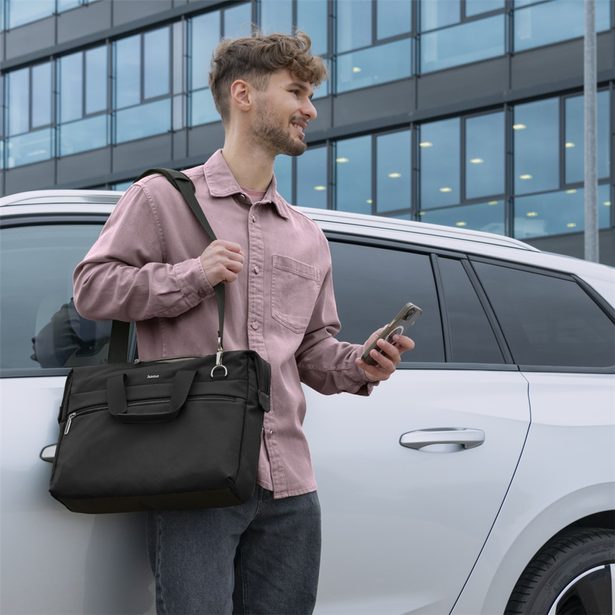 Hama Ultimate, brašna na notebook, pro uhlopříčku 34-36 cm (13,3-14,1"), černá