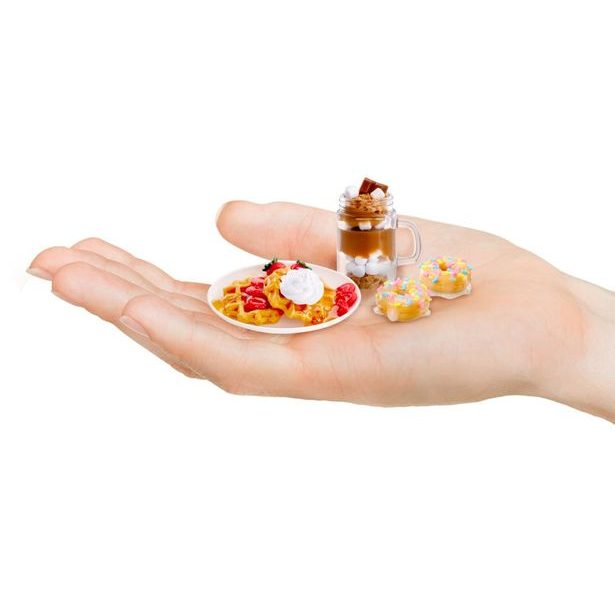 MGA's Miniverse – Mini Food Večeře, PDQ