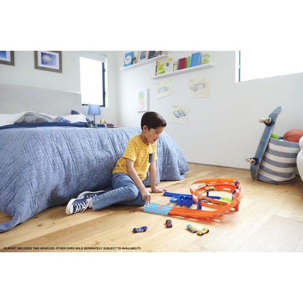 HW DRÁHA S EXTRA ZATÁČKOU