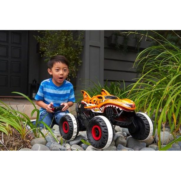 HW R/C MONSTER TRUCK 1:15 TYGŘÍ ŽRALOK