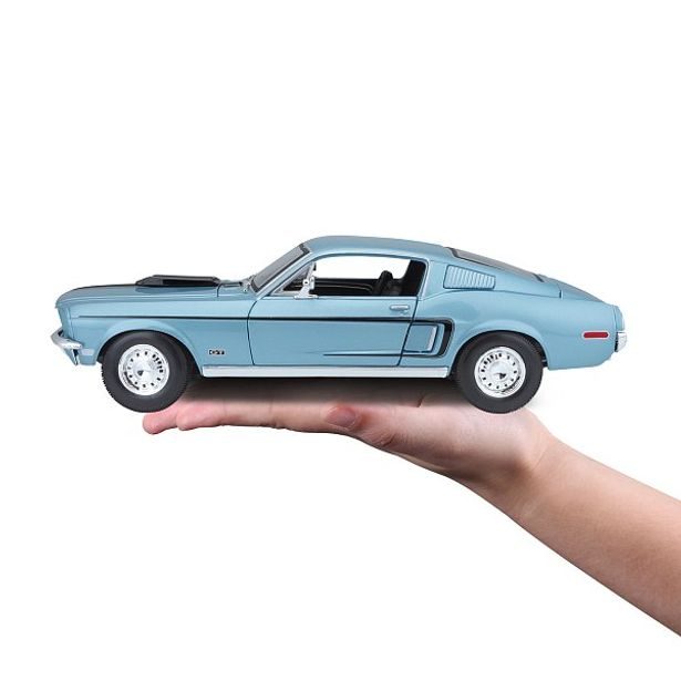 Maisto Maisto - Ford Mustang GT Cobra Jet FB 1968, metal modrá, 1:18