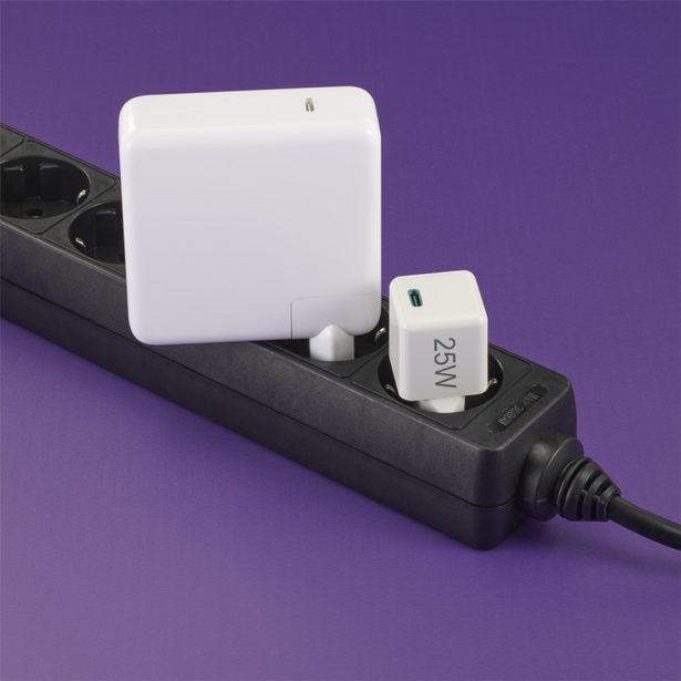 Hama rychlá USB nabíječka, USB-C PD/QC 25 W, super-mini