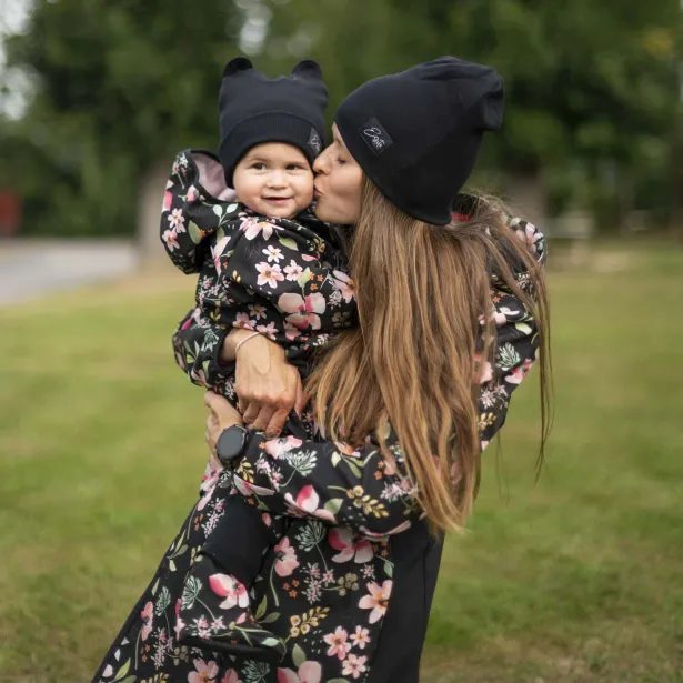 ESITO Rostoucí softshellová kombinéza s fleecem Spring flowers - černá