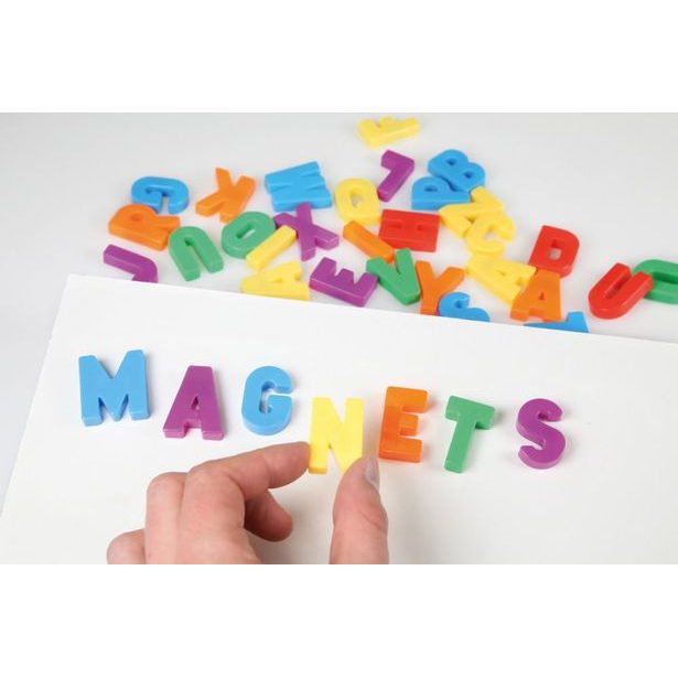 Magnetická písmena velká, 30 mm