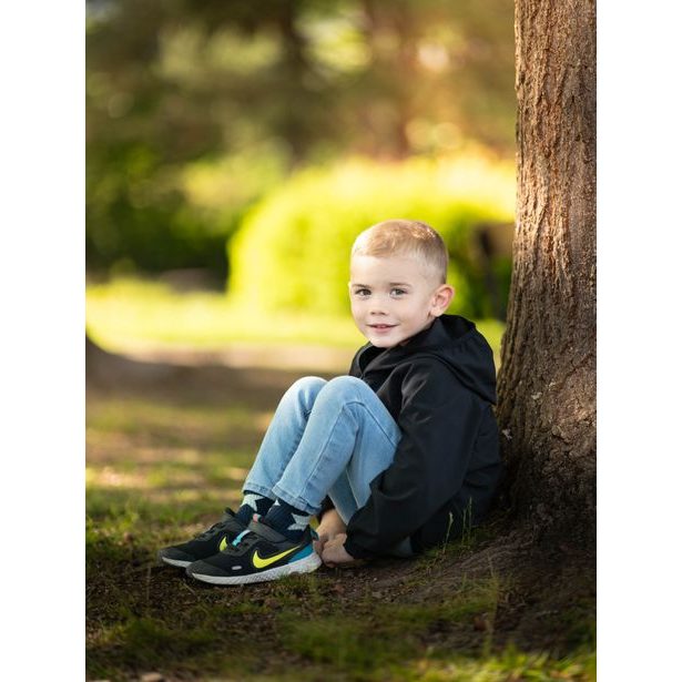 Unuo, Dětská větrovka, Černá