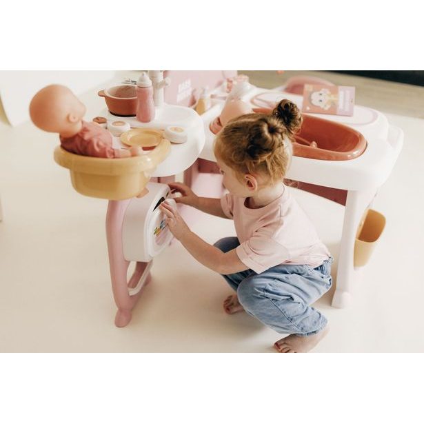 BN Hrací centrum pro panenky