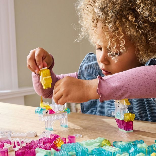 Kouzelná průhledná krabička