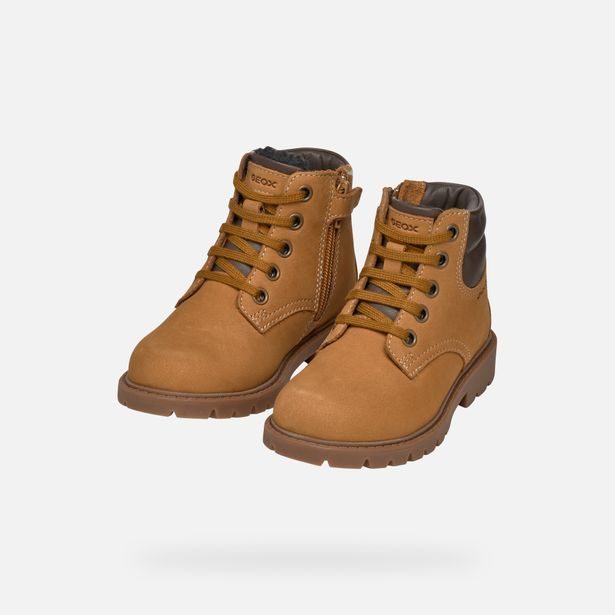 Hnědé chlapecké tenisky Geox Shaylax Boy