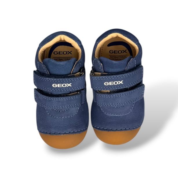 Tmavě modré chlapecké barefoot boty pro první kroky Geox Tutim