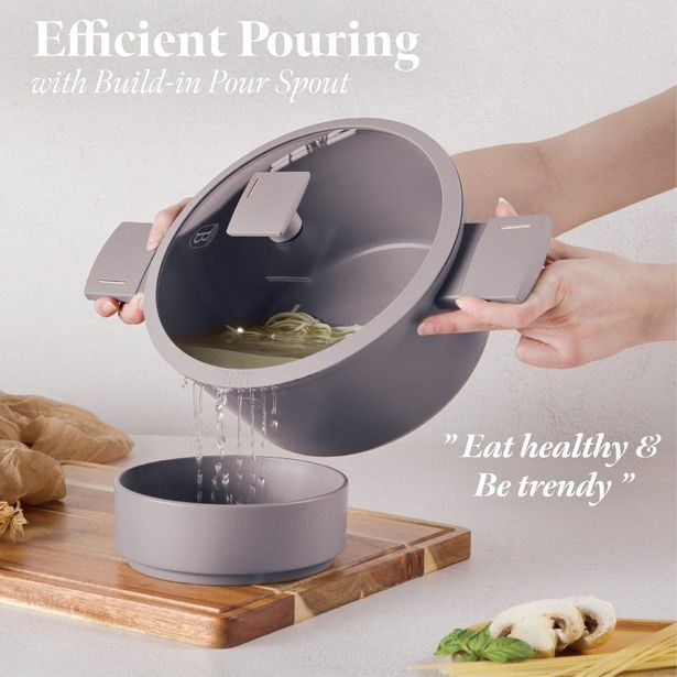 BERLINGERHAUS Sada nádobí s titanovým povrchem 15 ks Taupe Collection BH-8111