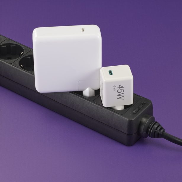 Hama rychlá USB nabíječka, USB-C PD/QC 45 W, super-mini