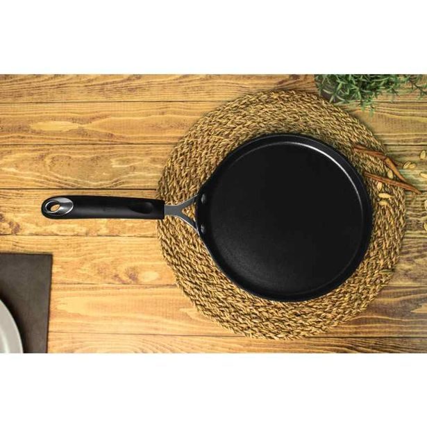 BERLINGERHAUS Pánev na palačinky s titanovým povrchem 25 cm Black Professional Line BH-6128