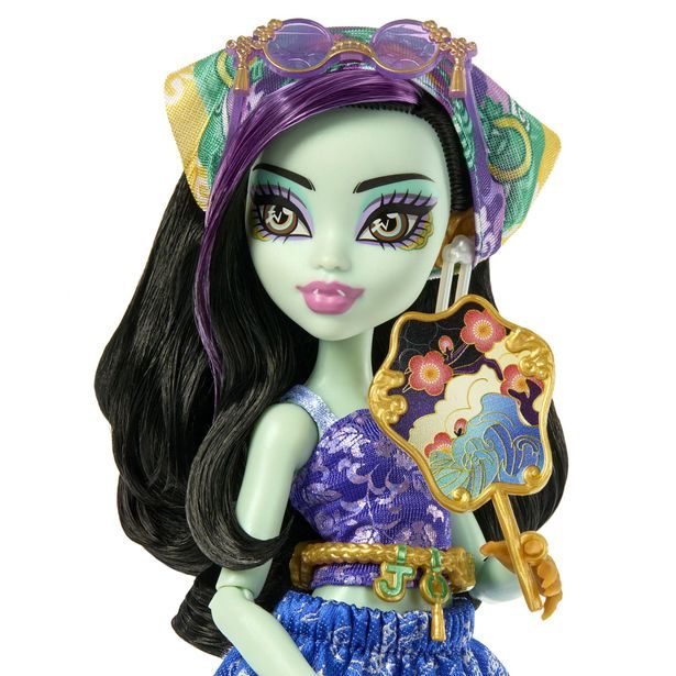 Monster High SKULLTIMATE SECRETS Destination panenka - JINAFIRE