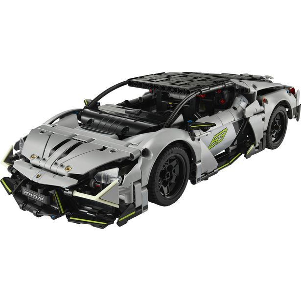 Lamborghini Revuelto