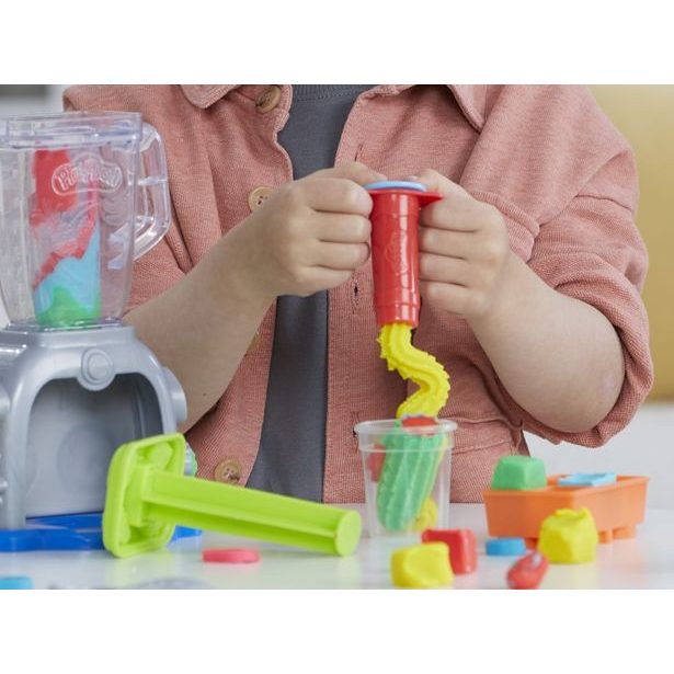 PLAY-DOH BLENDER NA SMOOTHIES