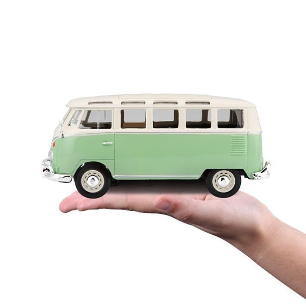 Maisto "Maisto - Volkswagen Van ""Samba"", zeleno/krémová, 1:25"
