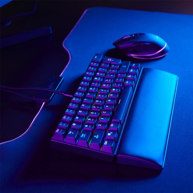 uRage mechanická gamingová klávesnice Exodus 760 Mini