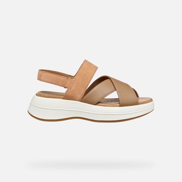Hnědé dámské sandály Geox Spherica Ecub-3 S