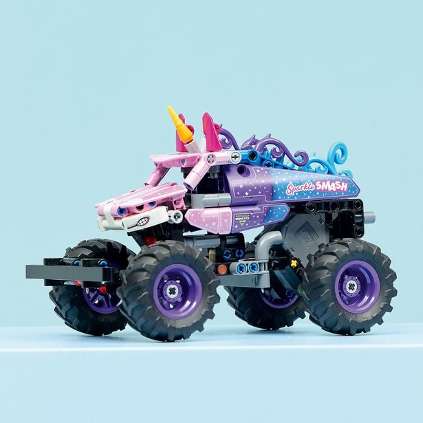 Monster Jam™ Sparkle Smash™ s natahovacím motorem