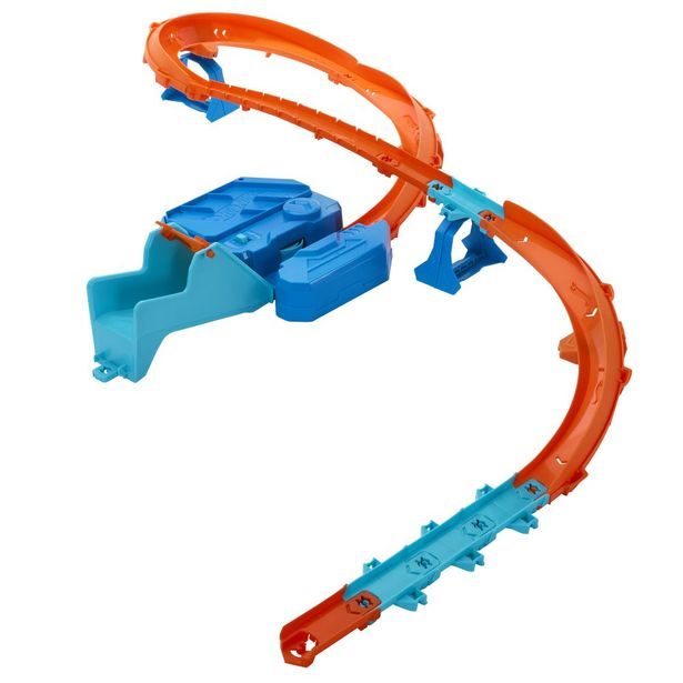 HW TRACK CREATOR NABUŠENÁ SADA S BOOSTEREM
