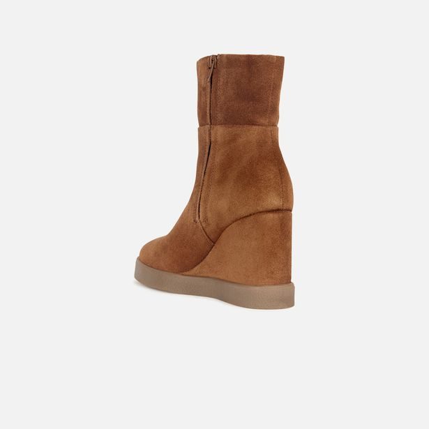 Hnědá dámská kotníková obuv Geox Elidea Wedge