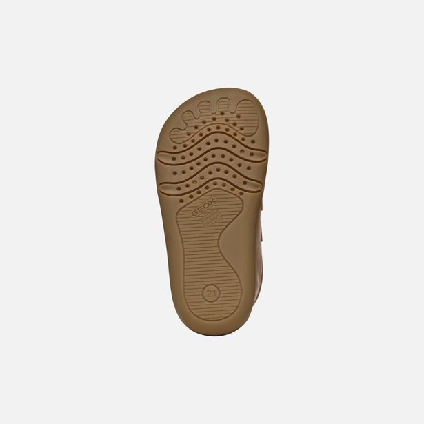 Hnědé chlapecké barefoot boty pro první krůčky Geox Steppieup Boy