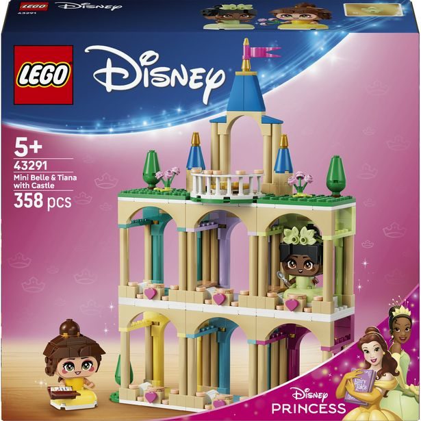 Mini Bella a Tiana s hradem