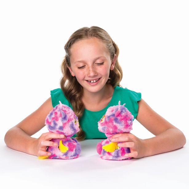 HATCHIMALS SURPRISE DVOJČATA ŽIRAFKY