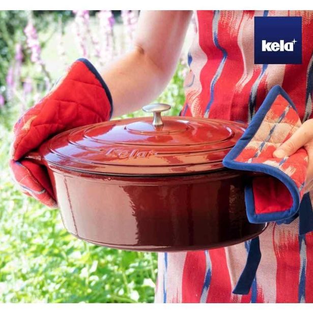 KELA Pekáč litinový s poklicí CALIDO 35 x 28,5 cm červená KL-11943