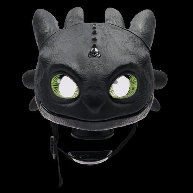 JAK VYCVIČIT DRAKA MASKA BEZZUBKY SE ZVUKY A SVĚTLY