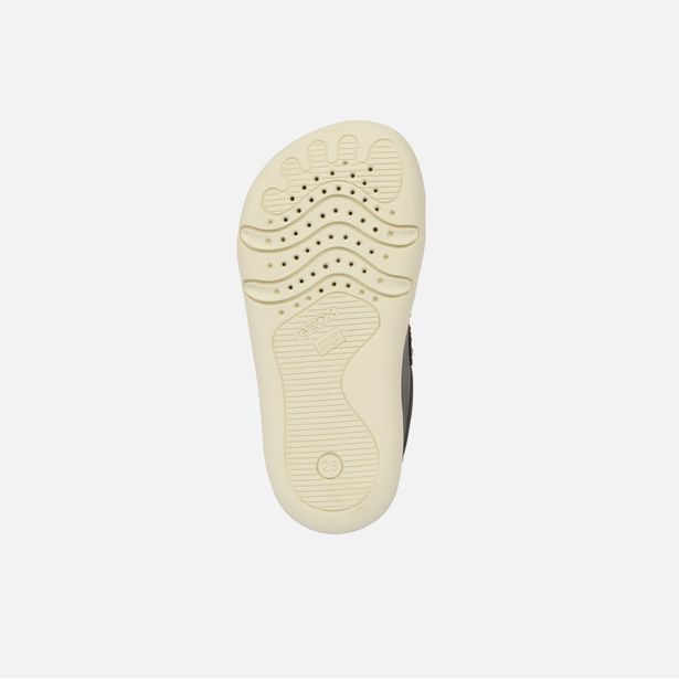 Šedá chlapecká barefoot obuv pro první krůčky Geox Steppieup