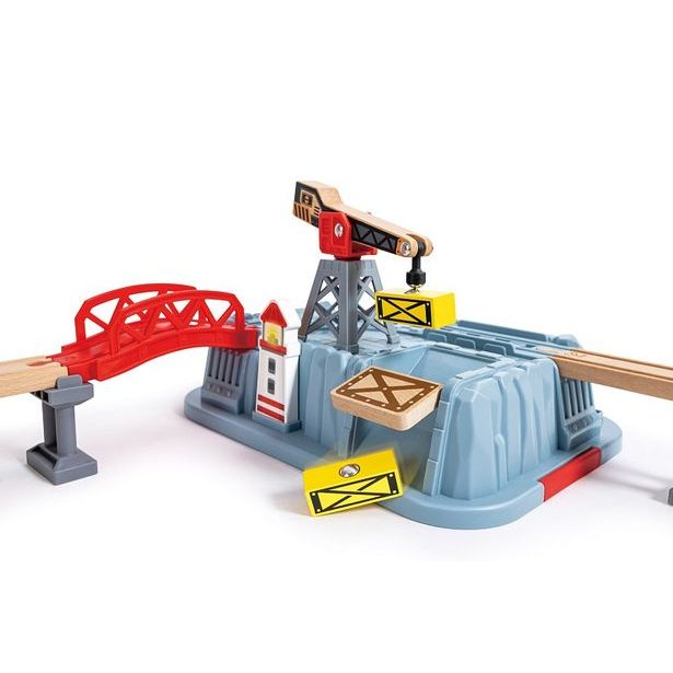 Hape Vláčkodráha v boxu