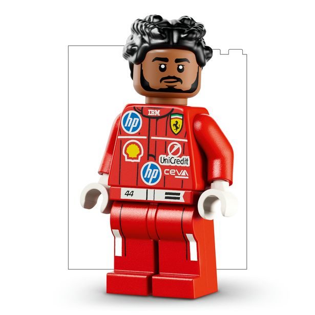 Helma Lewis Hamilton ze Scuderia Ferrari HP